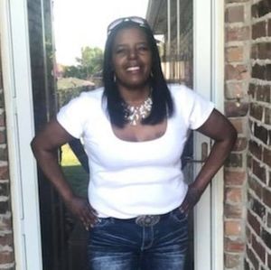 Meet your Posher, Lynnette